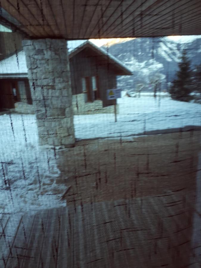 Confortable Face A La Montagne *